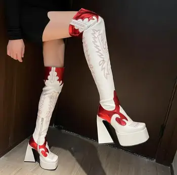 Зимние бело-красные кожаные сапоги выше колена из разноцветной кожи с огненной вышивкой, женские сапоги выше колена на платформе 140 мм, Необычные сапоги на каблуке в стиле панк