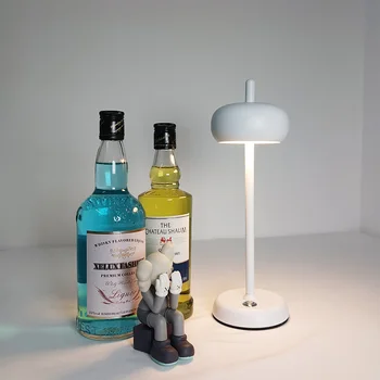 Креативная Светодиодная Настольная лампа для спальни Художественный Дизайн Декоративная Лампа Кемпинг Ресторан Бар Современная Настольная лампа для зарядки через USB Touch