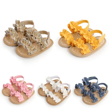 Летние сандалии для маленьких девочек на нескользящей мягкой подошве, обувь на плоской подошве с оборками, первые ходунки для малышей