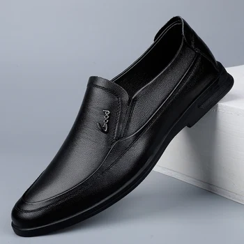 Модная мужская повседневная обувь ручной работы, лоферы из натуральной кожи, Удобные дышащие туфли на плоской нескользящей резиновой подошве для вождения в офисе